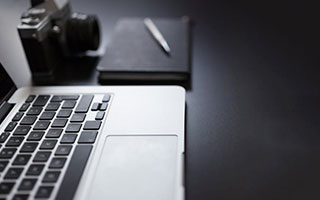 爱游戏官网首页-_绿军队员拼尽全力，险胜对手_，绿军的阵容